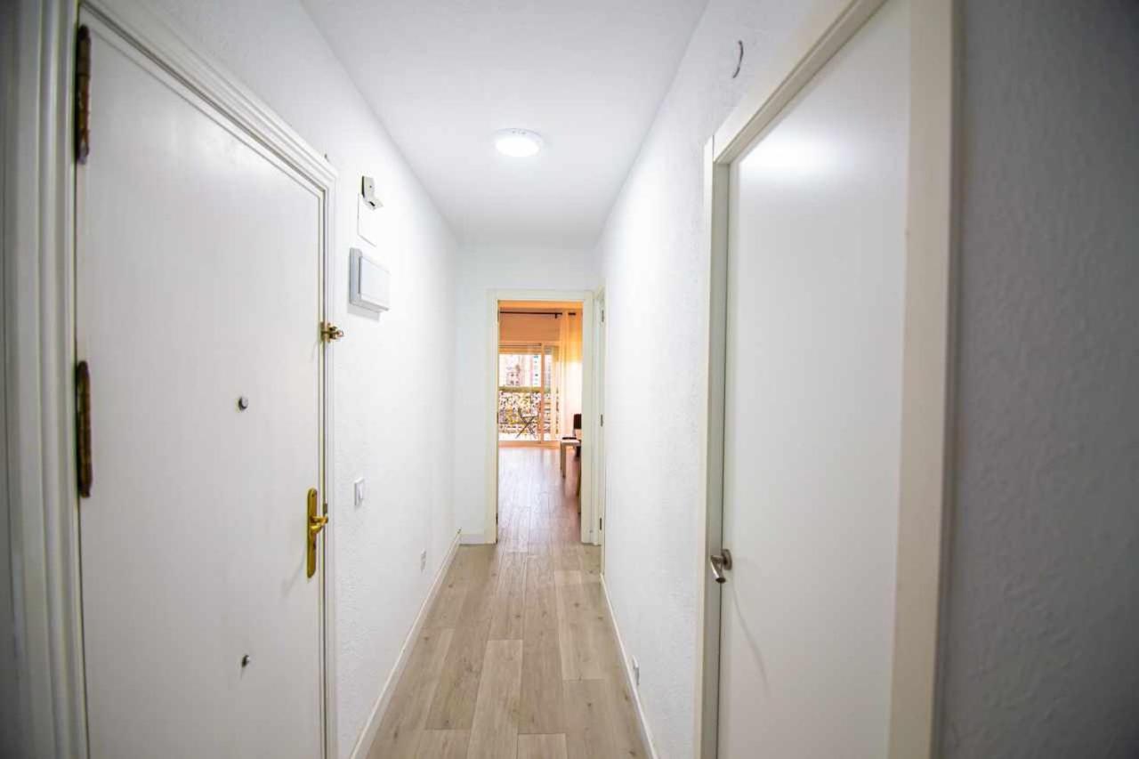 Apartamento Heroes De Sostoa Malaga Bagian luar foto